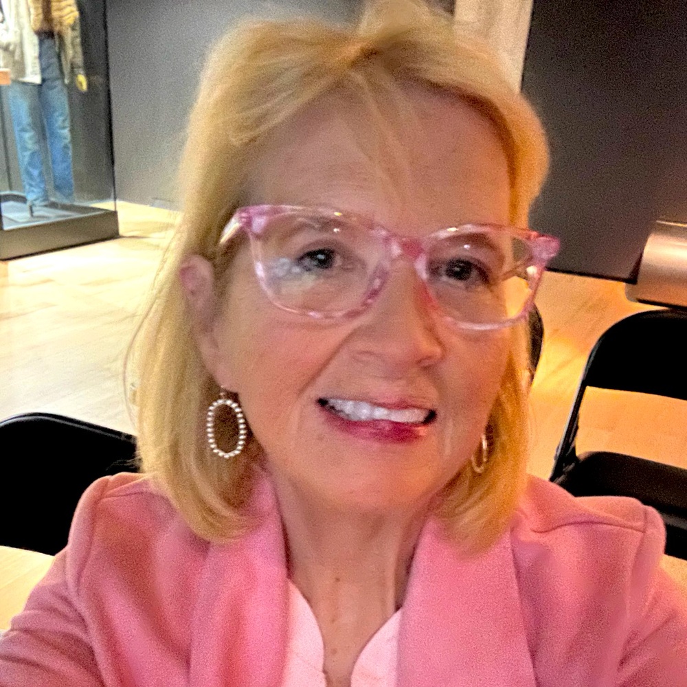 Meet your Posher, Denise